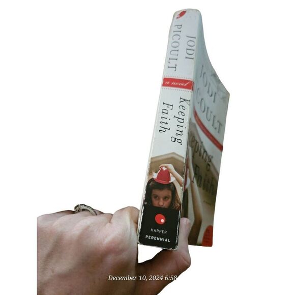 Keeping faith by Jodi Picoult harper perennial books isbn 9780060878061 - Picture 3 of 6